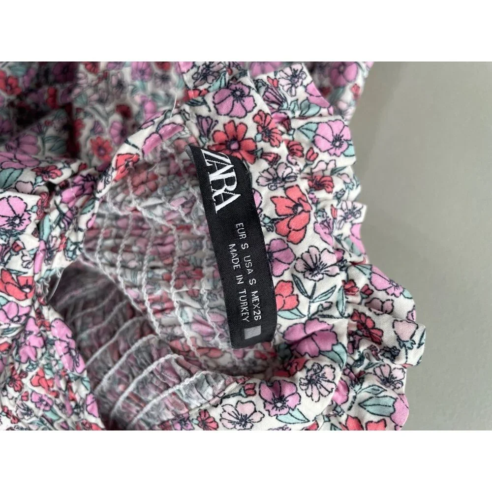 Zara Blouse Size Small Floral Smocked Ruffled High Neck Short Sleeves Bohemian